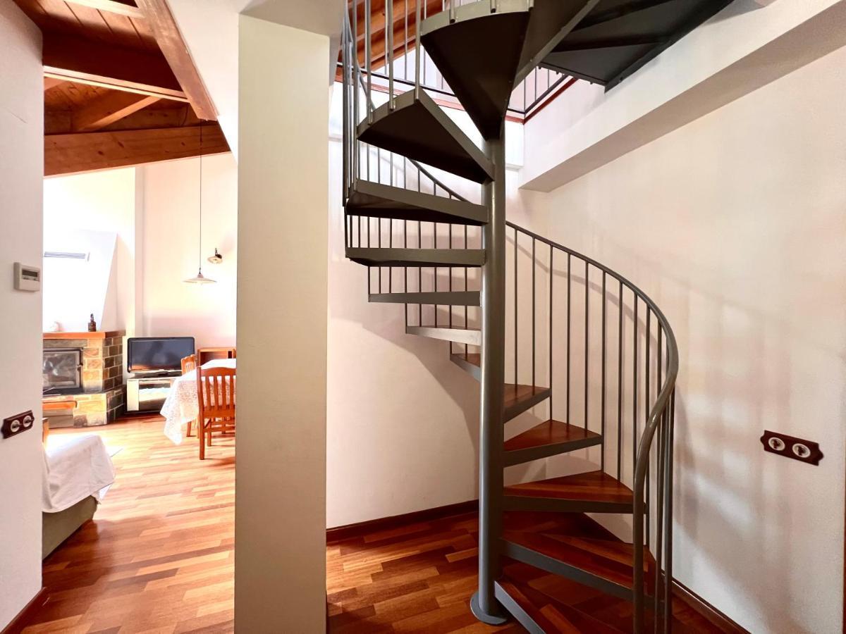 Apartament La Noguera - L'Amfitriona Rialp Bagian luar foto
